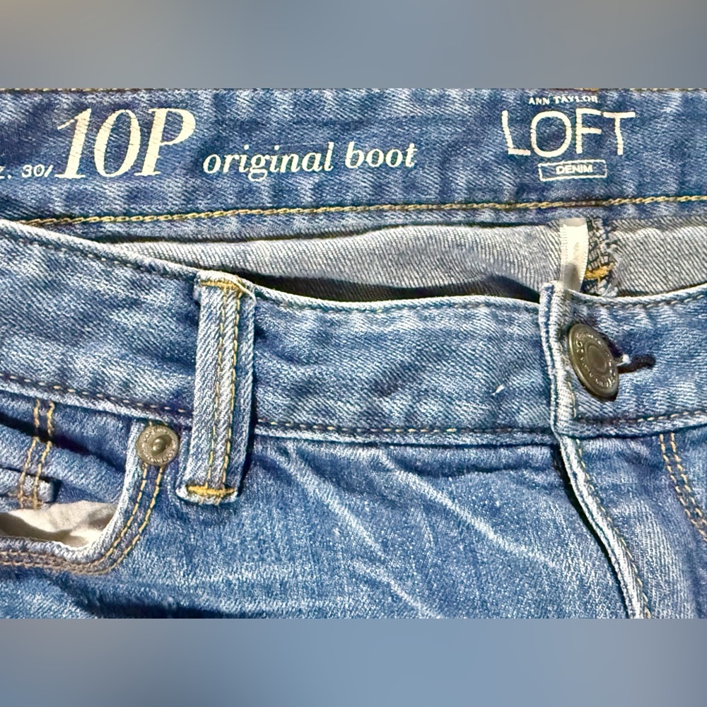 LOFT Women's Classic Blue Original Boot Leg Jeans Size-10P - Picture 5 of 6